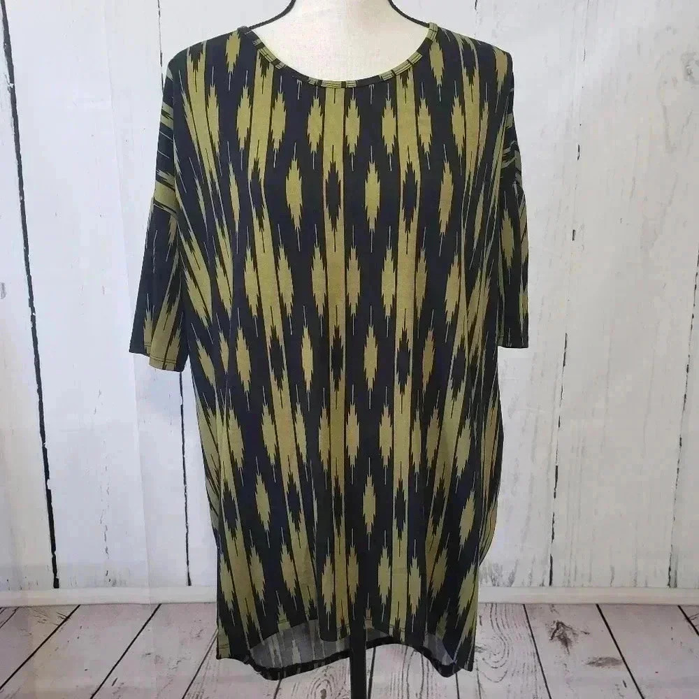 Lularoe Southwest Aztec Print Irma Tunic
